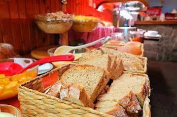 Hotel Harrachov Inn Отель