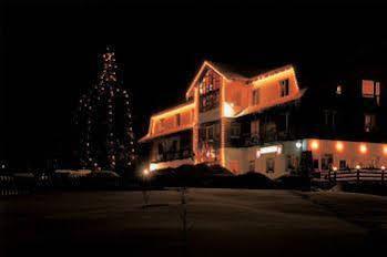 Hotel Harrachov Inn Отель Гаррахов