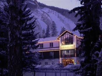 Hotel Harrachov Inn