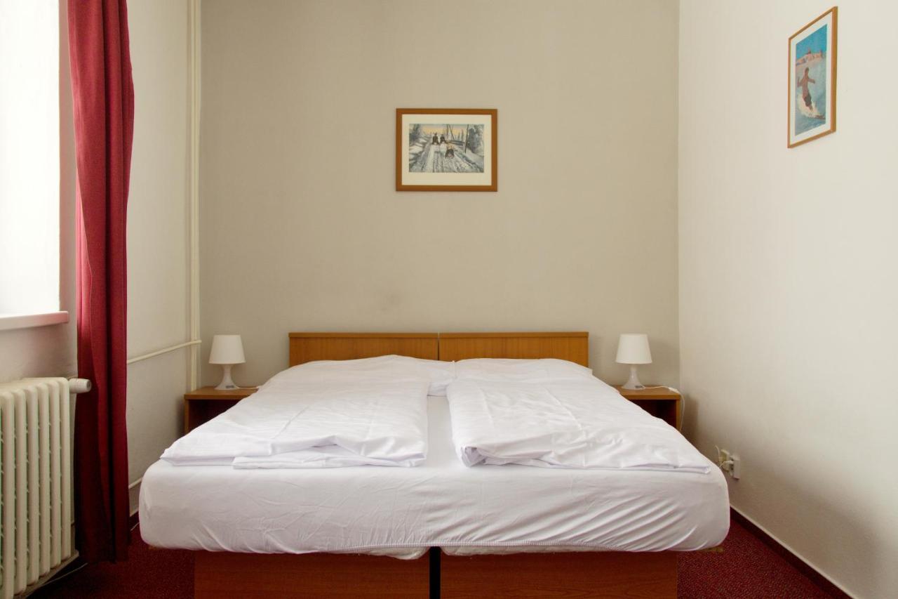 Hotel Harrachov Inn Отель