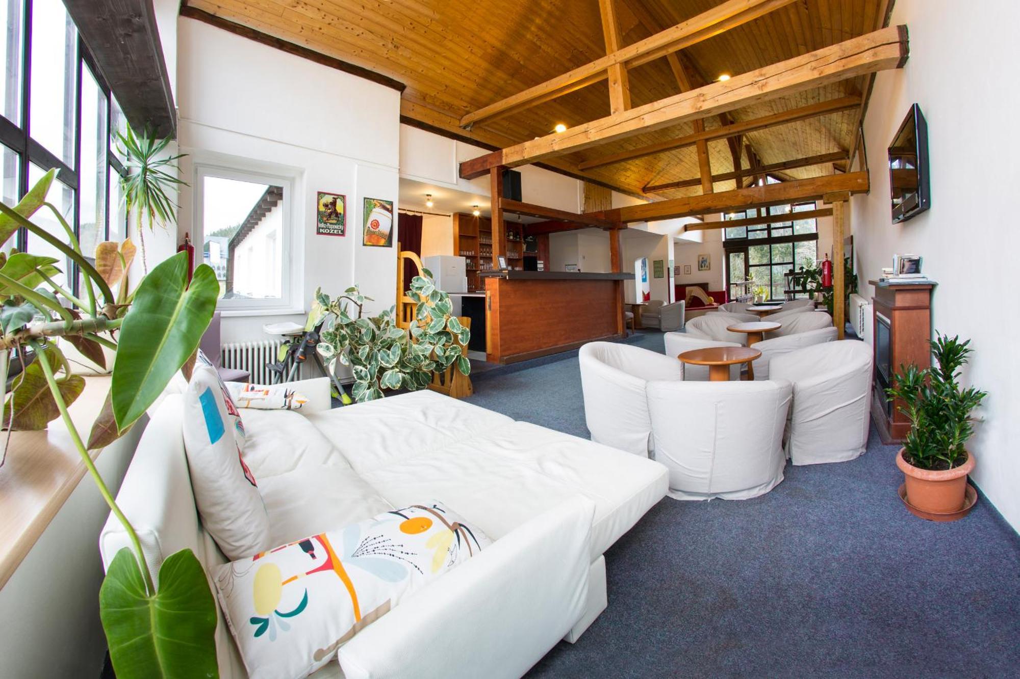 Hotel Harrachov Inn Отель Гаррахов